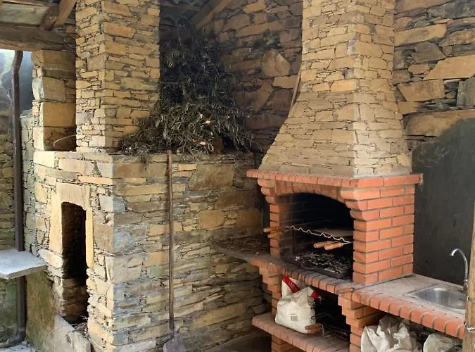 Portugal Mountain Splendour - Xisto Village Lejlighed